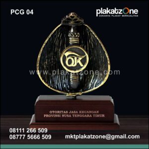 04-corporate-gift-OJK-NTT.jpg corporate gift unik dan elegan