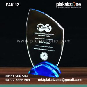 12-plakat-akrilik-laser-grafir-SPE-international-balikpapan.jpg jual plakat akrilik grafir laser
