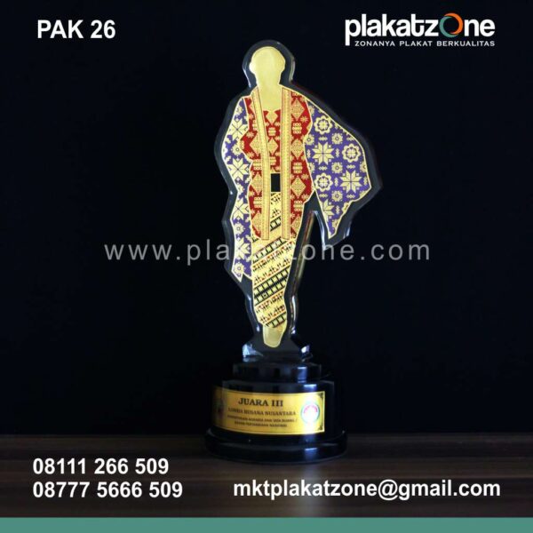 26-plakat-akrilik-lomba-busana-nusantara.jpg plakat akrilik lomba busana